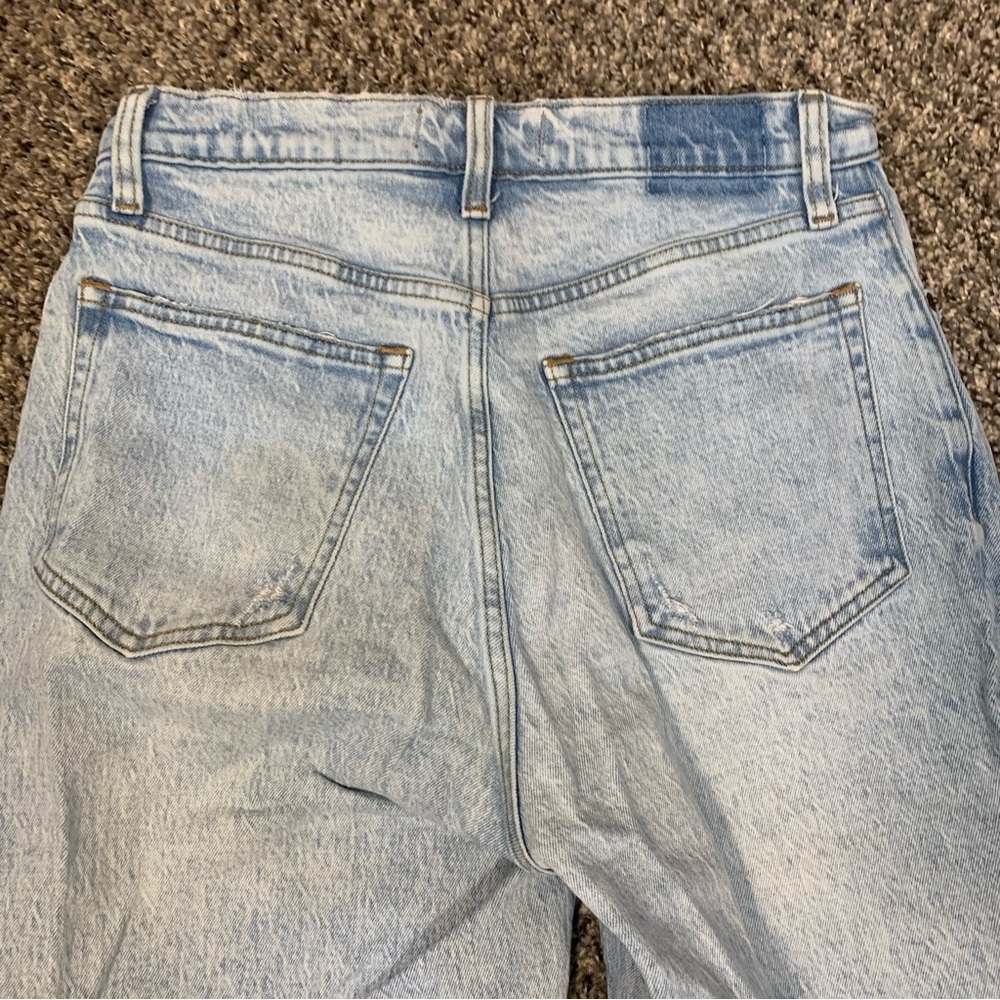 Abercrombie & Fitch Curve Love The 90s Straight Ultra High Rise Jeans - Picture 9 of 10